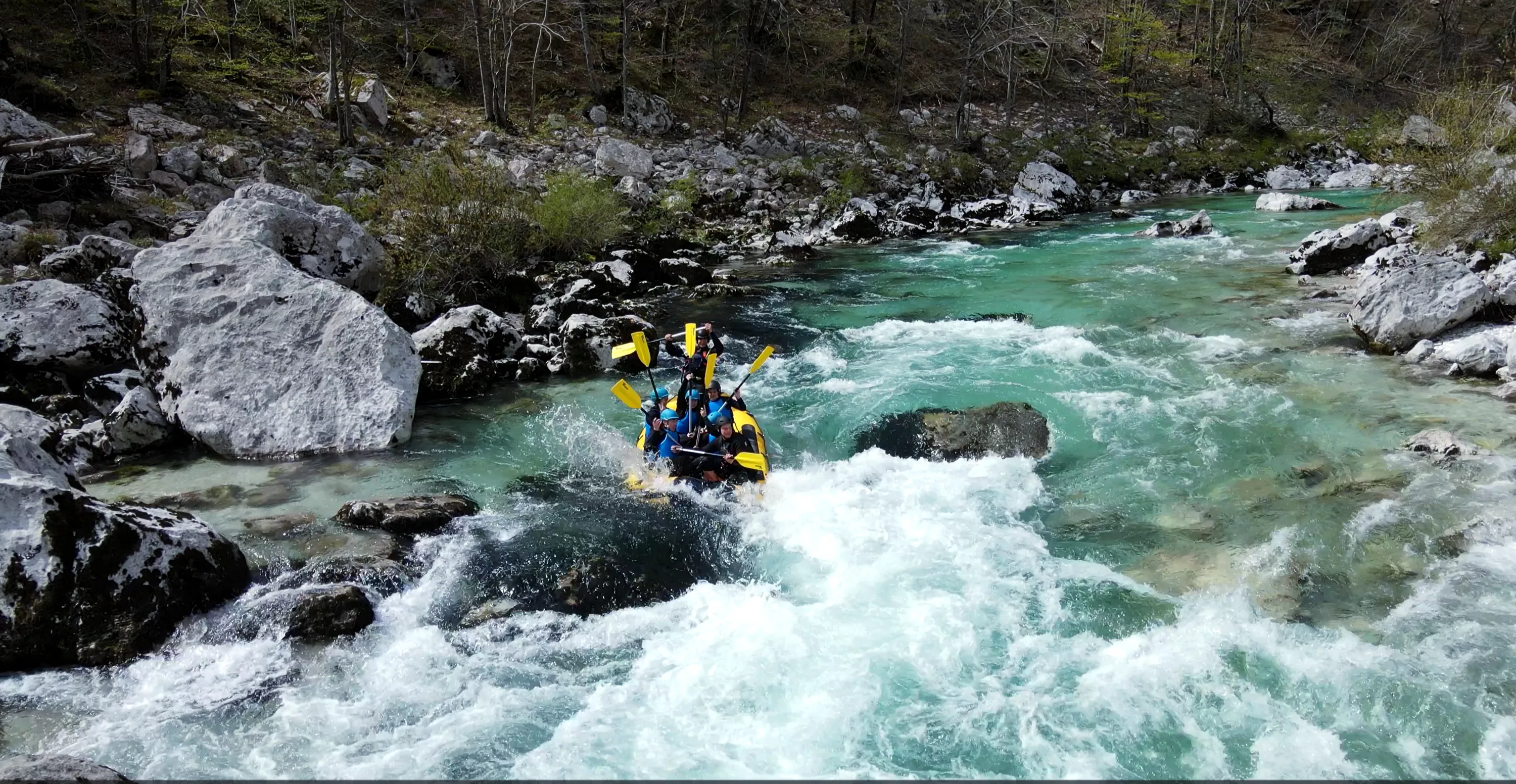 Adventure rafting on the Soča river rapids